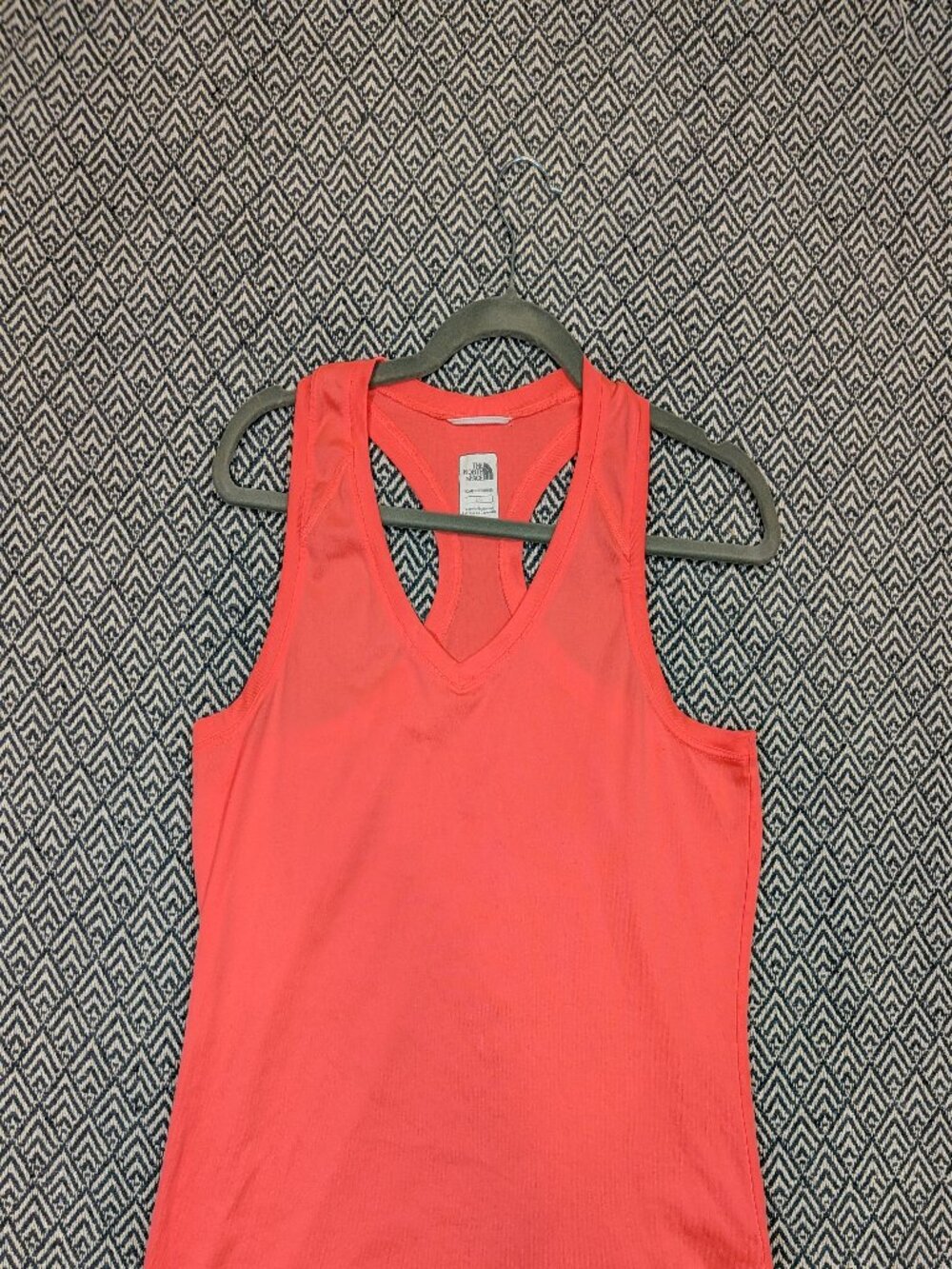 The North Face Vibrant Pink Activewear Tank | Women’s L